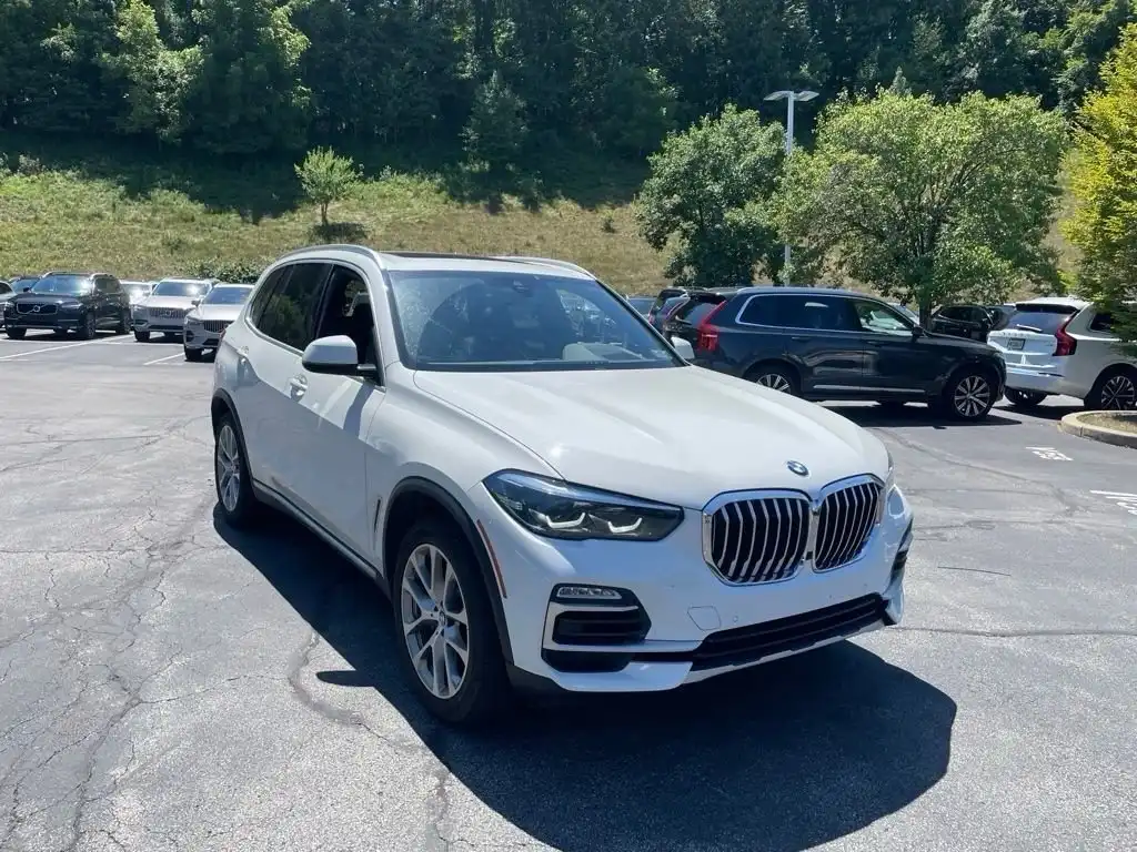 2020 BMW X5 xDrive40i's photo