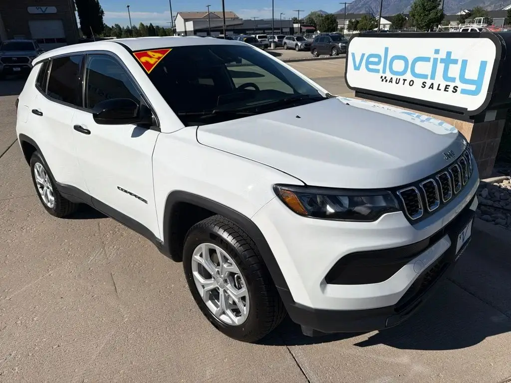 2024 Jeep Compass Sport 4X4 photo 1