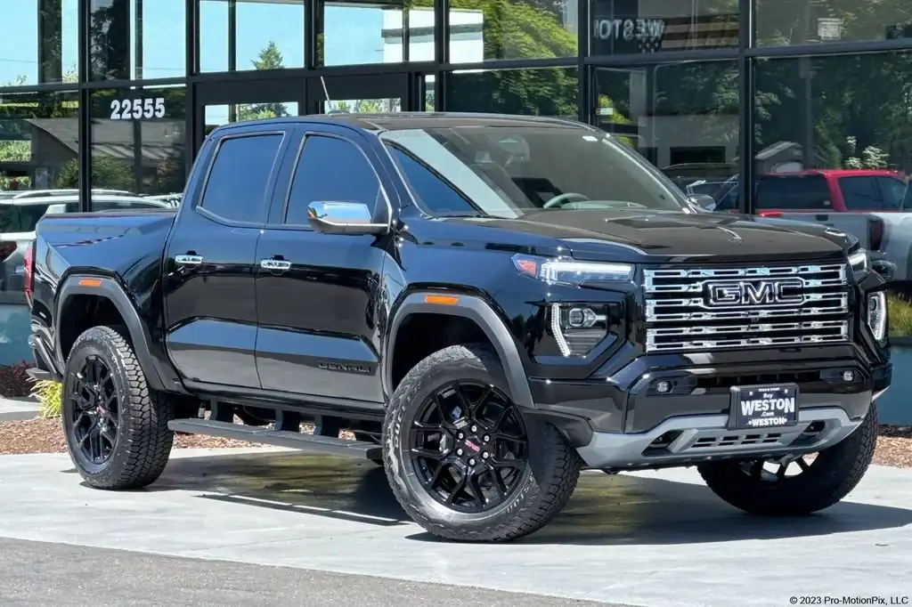 2026 GMC Canyon 4WD Denali Crew Cab Short Box's photo