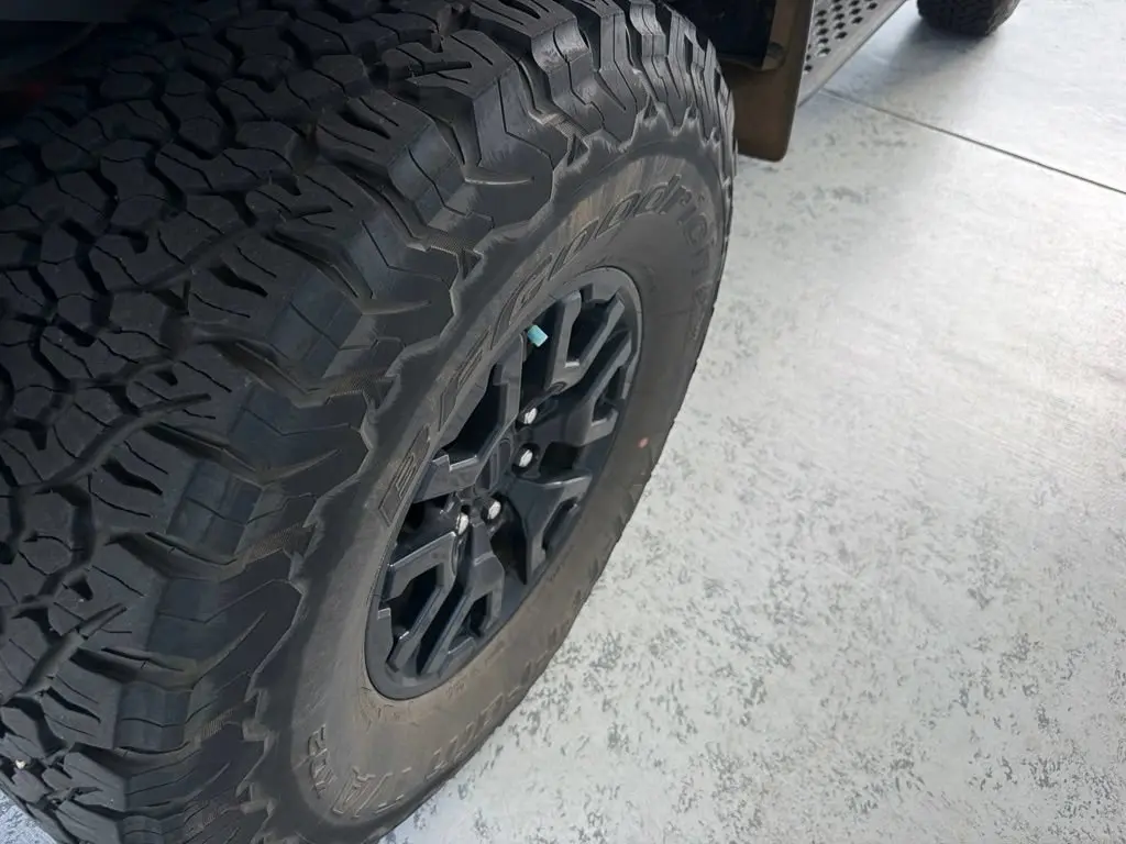 2024 Ford Bronco Raptor 4x4 photo 4