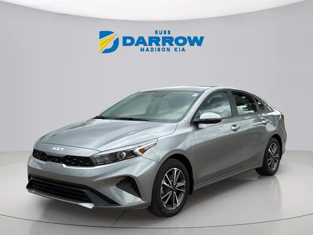 2023 Kia Forte LXS AT's photo
