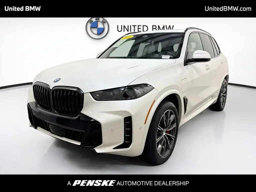 2024 BMW X5 xDrive50e's photo