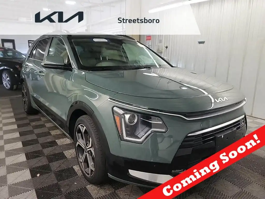 2023 Kia Niro Hybrid Touring EX's photo