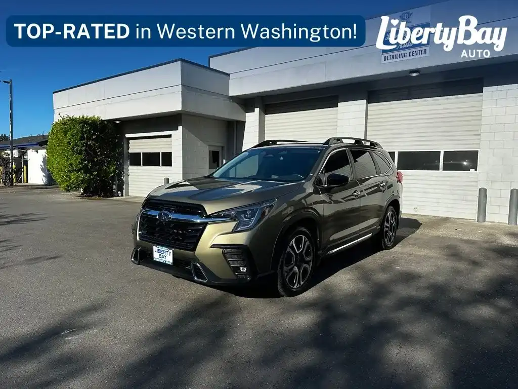 2024 Subaru Ascent Touring's photo