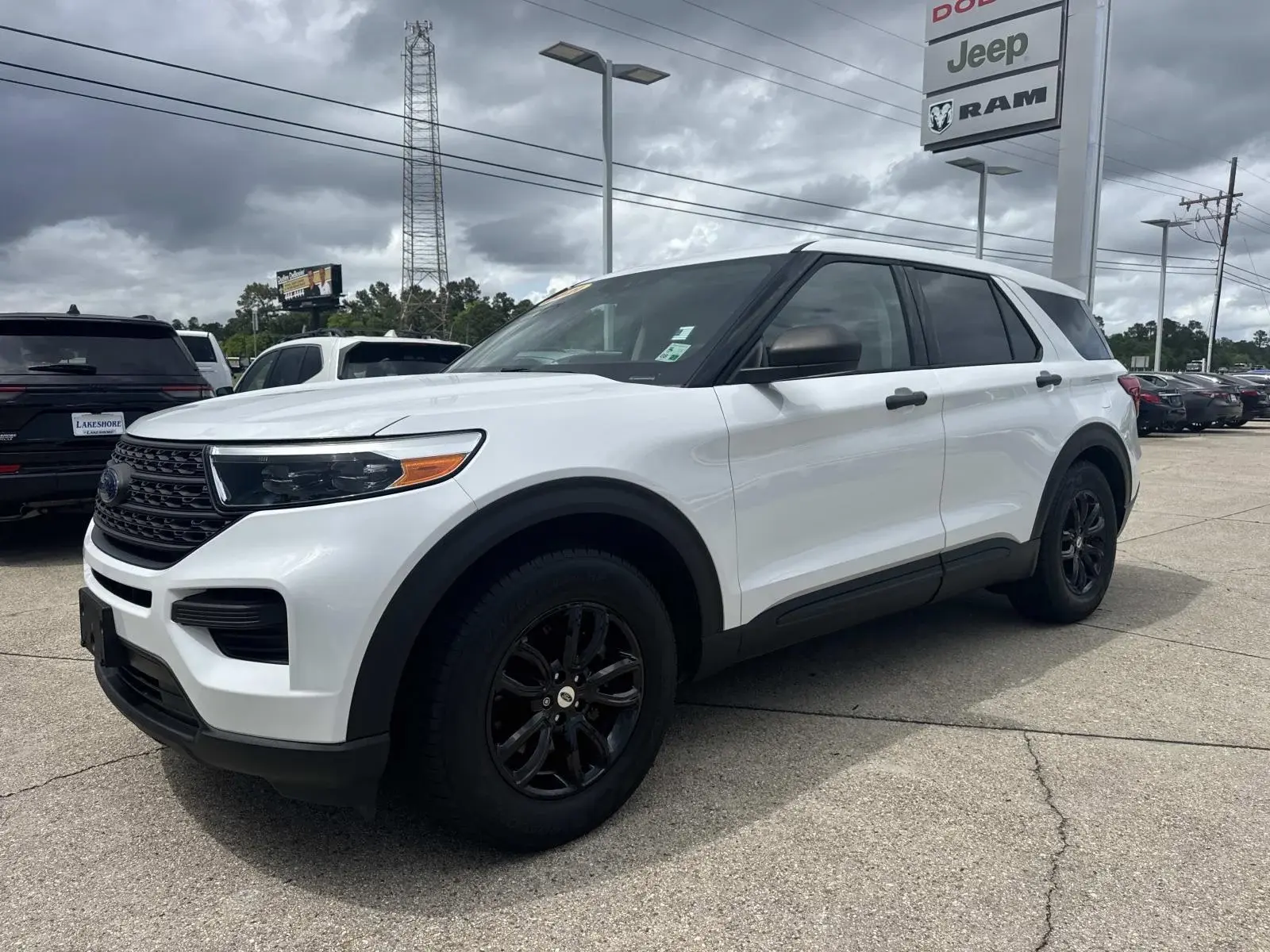 2021 Ford Explorer Base RWD photo 3