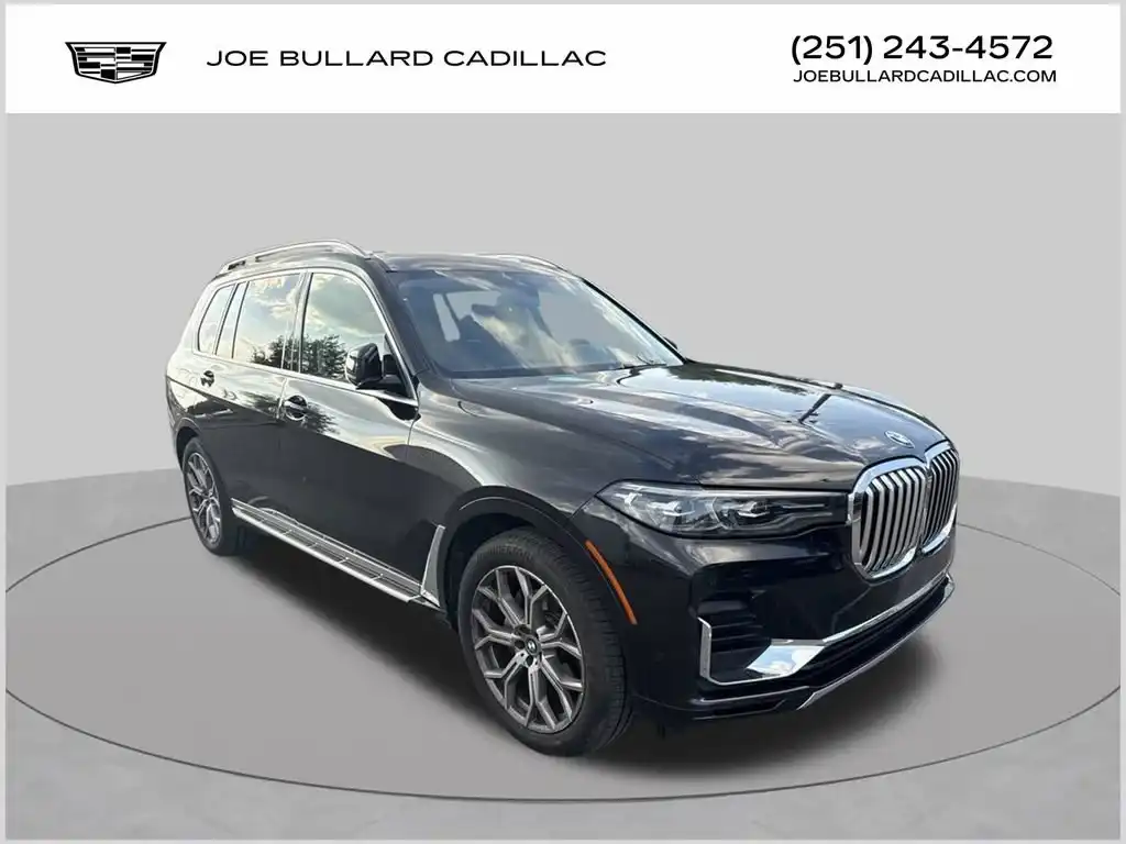 2021 BMW X7 xDrive40i's photo