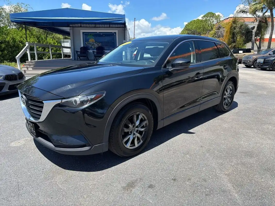2016 Mazda CX-9 Touring AWD's photo