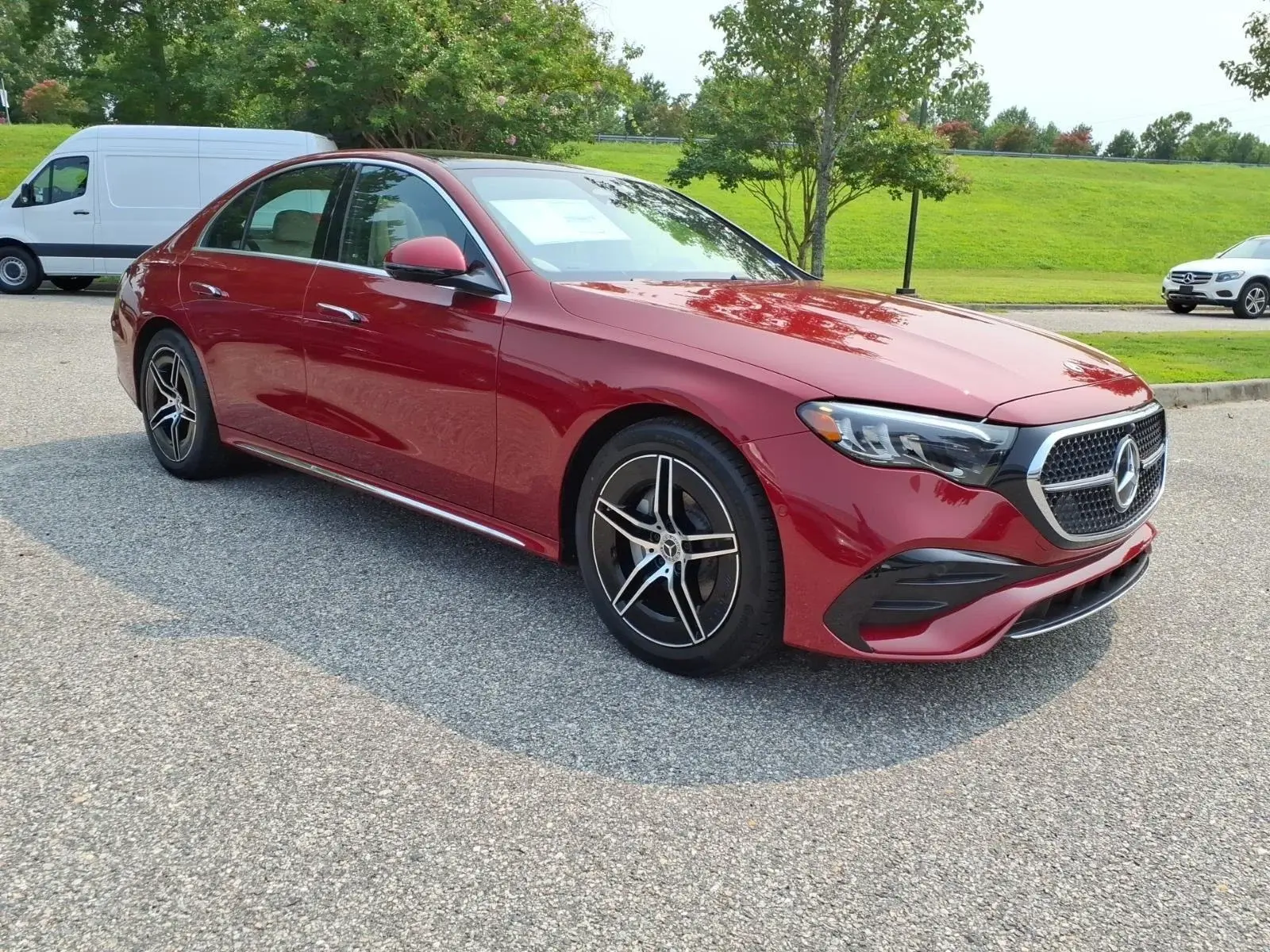 2026 Mercedes-Benz E-Class E350 4MATIC photo 4