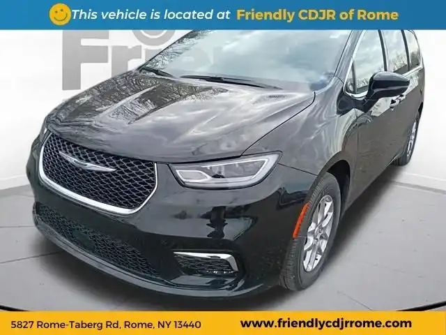 2026 Chrysler Pacifica Select's photo