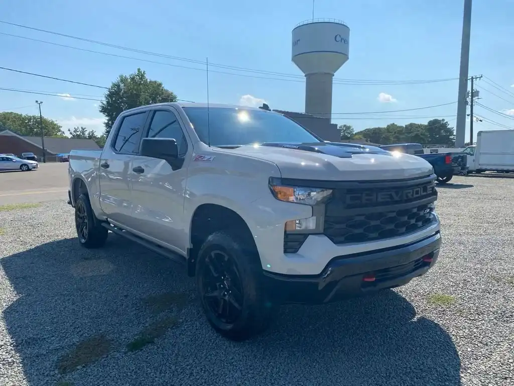 2026 Chevrolet Silverado 1500 Custom Trail Boss 4WD Crew Cab Short Box's photo