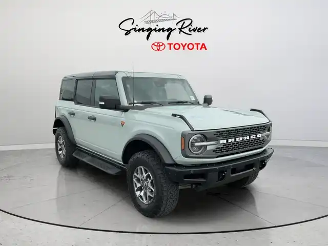 2024 Ford Bronco Badlands 4WD's photo