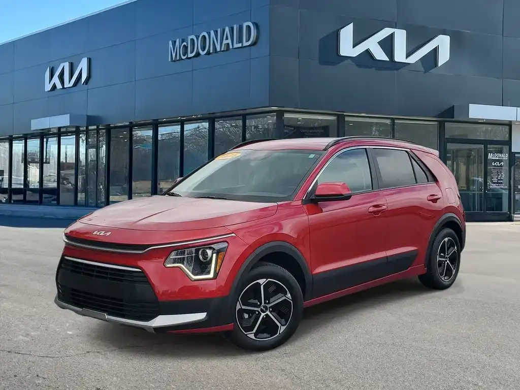 2025 Kia Niro Hybrid LX's photo