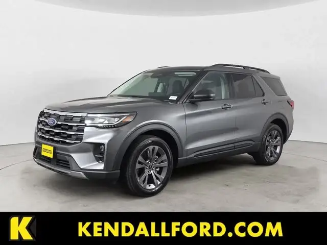 2026 Ford Explorer Active 4WD photo 1