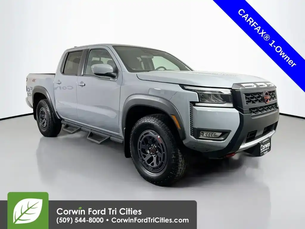 2025 Nissan Frontier PRO-4X Crew Cab 4X4's photo