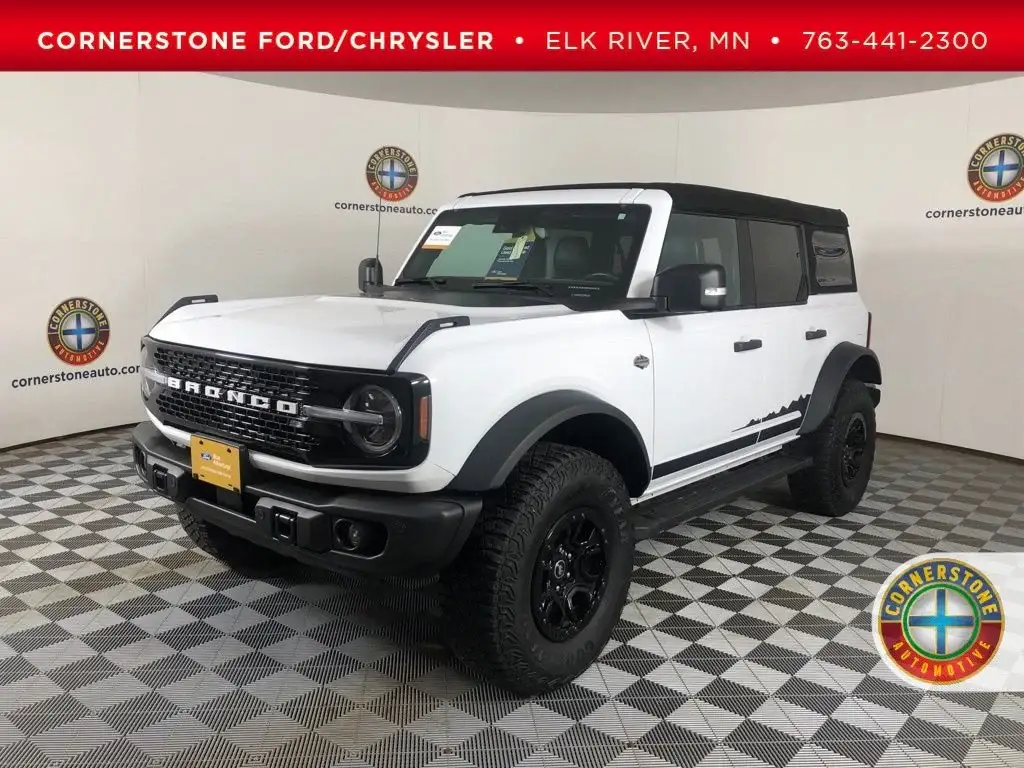 2023 Ford Bronco Wildtrak 4x4 photo 1