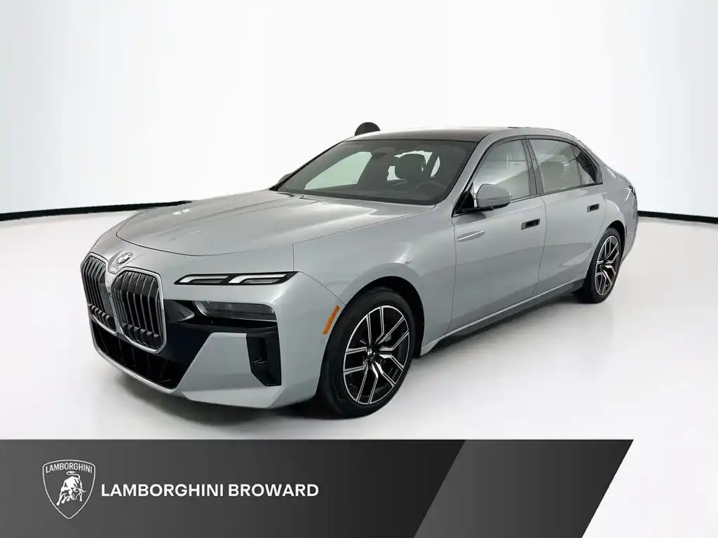 2023 BMW 7 Series 760i xDrive's photo