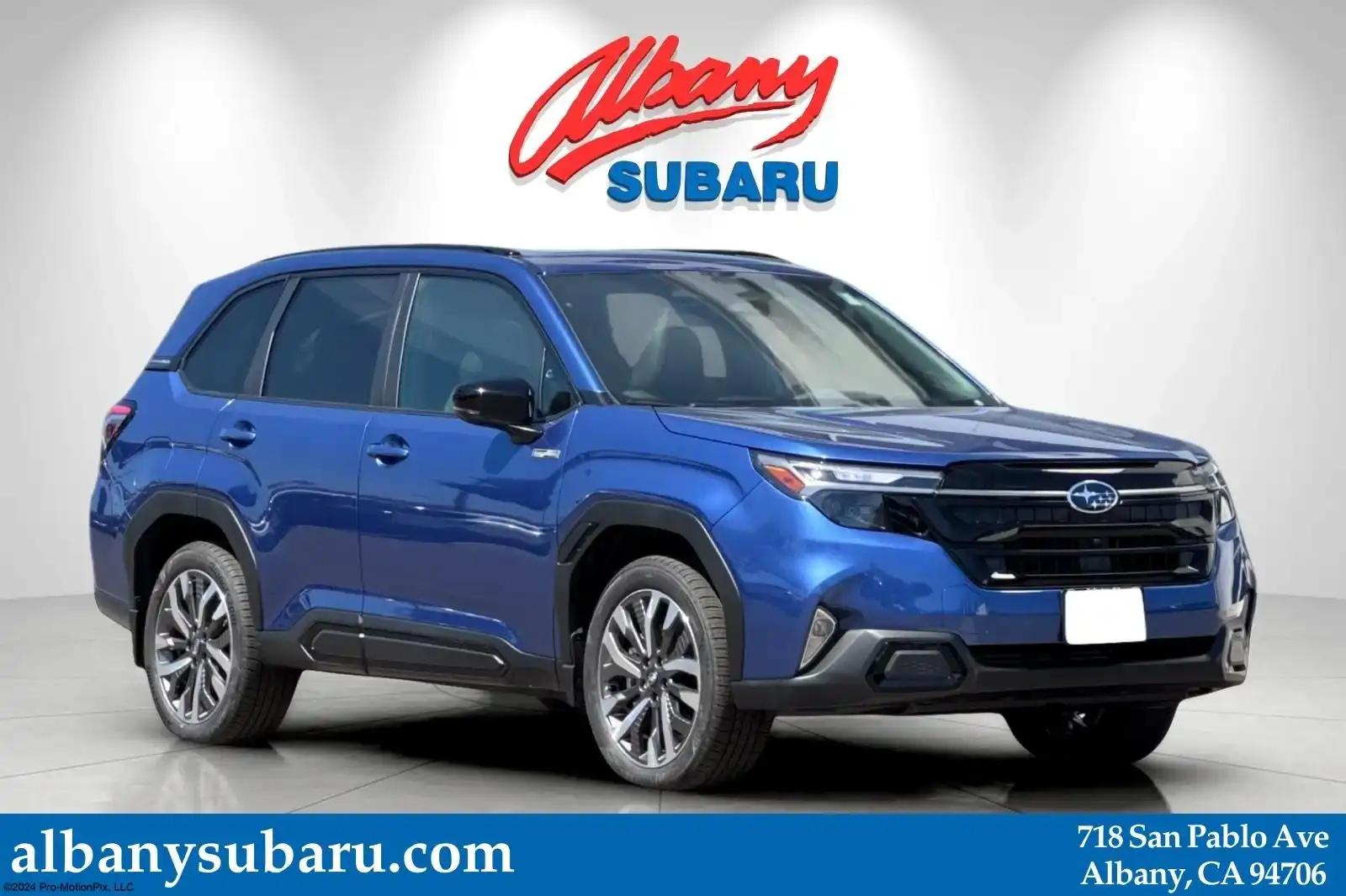 2026 Subaru Forester Touring Hybrid's photo