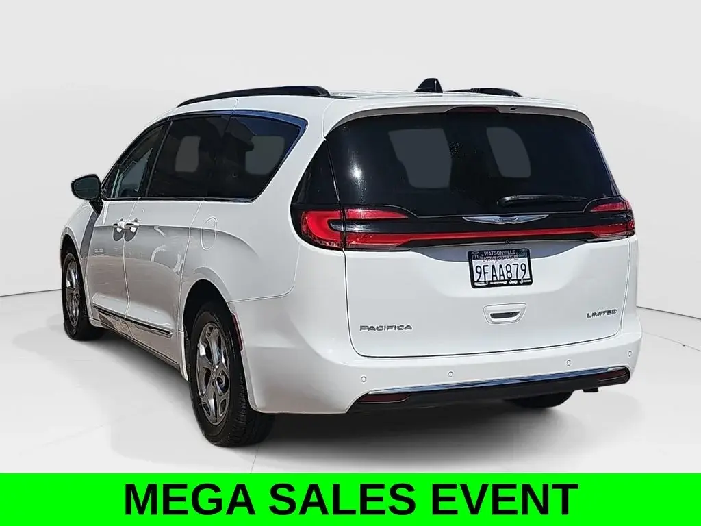 2023 Chrysler Pacifica Limited photo 5