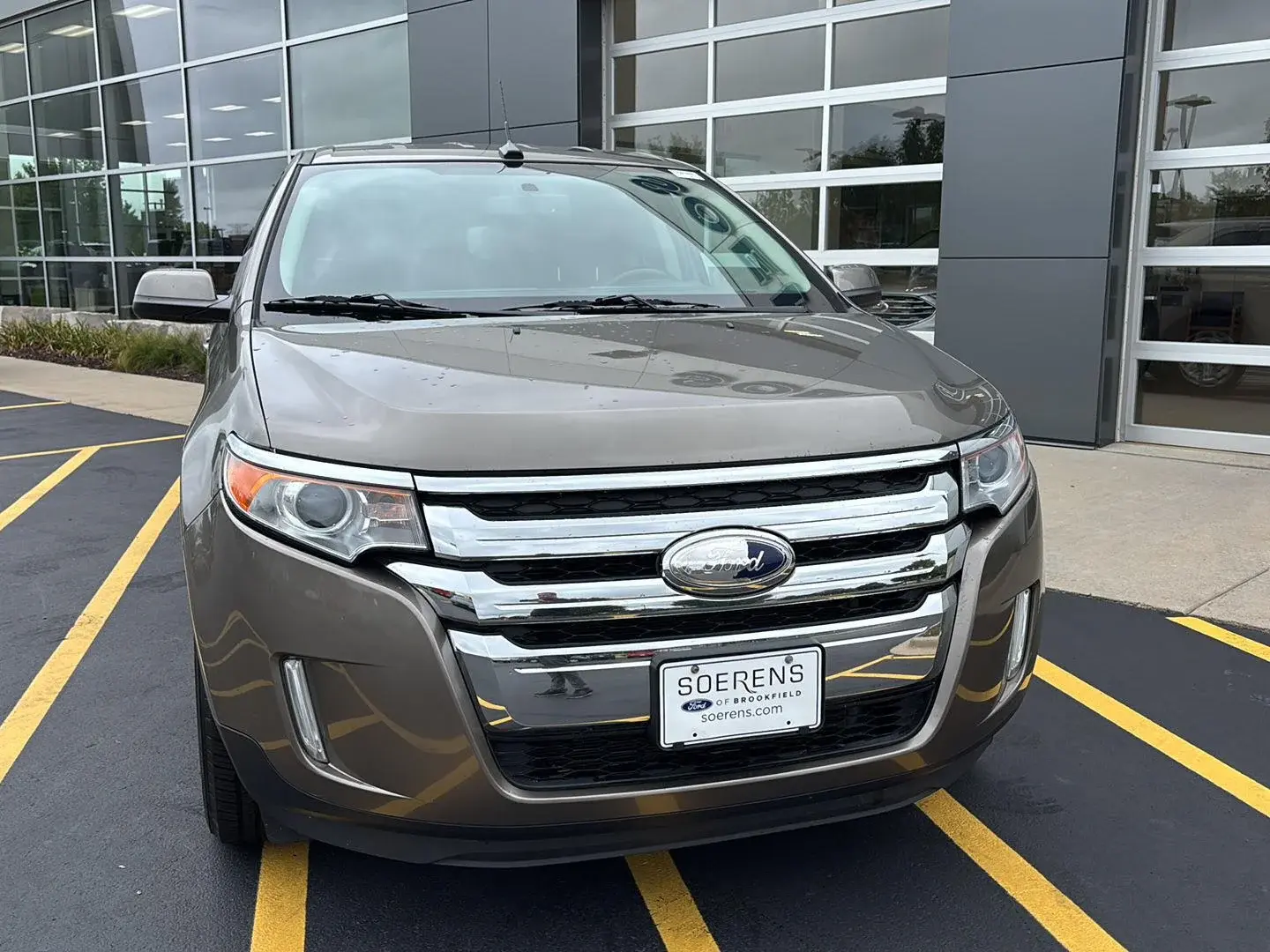 2013 Ford Edge SEL photo 4
