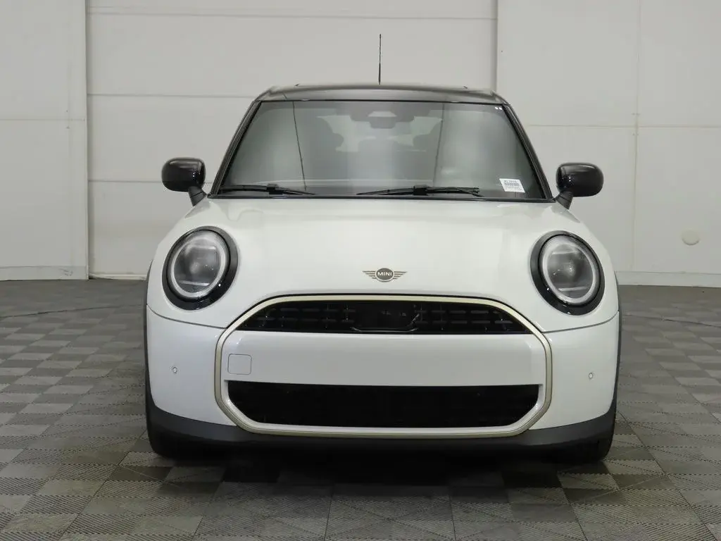 2026 MINI Hardtop undefined photo 3