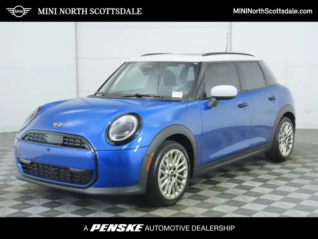 2026 MINI Hardtop's photo