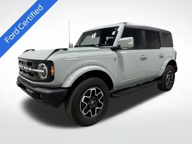 2023 Ford Bronco Badlands 4WD photo 1
