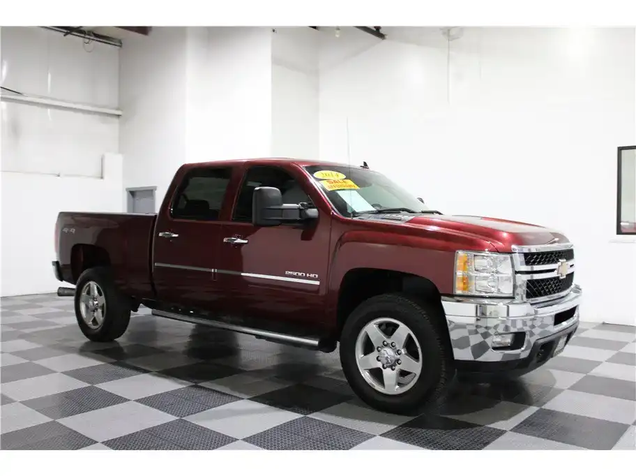 2014 Chevrolet Silverado HD 1LT 4WD Crew Cab SWB's photo