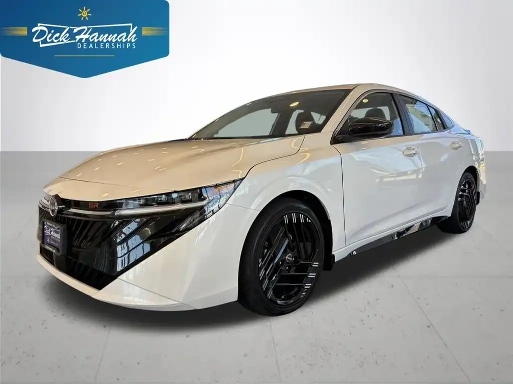 2026 Nissan Sentra SR CVT's photo