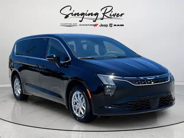 2027 Chrysler Pacifica Select's photo