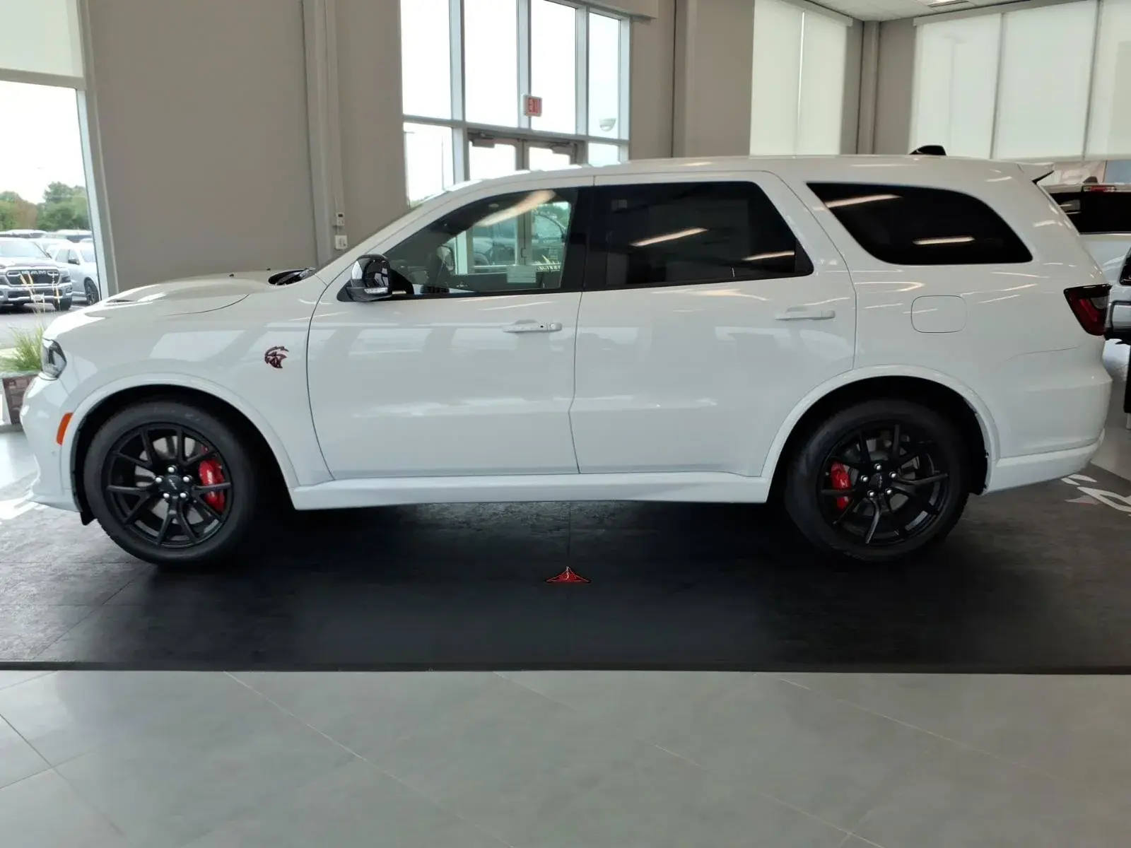2026 Dodge Durango SRT Hellcat Jailbreak AWD photo 3