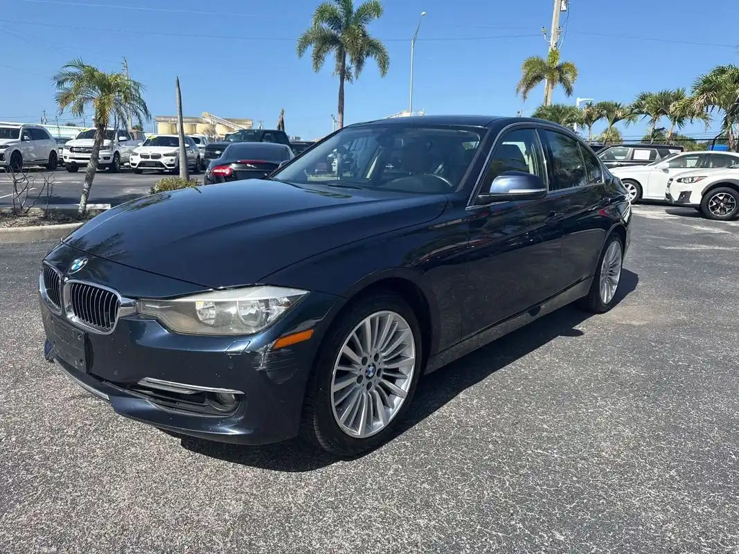 2013 BMW 3 Series 328i xDrive Sedan SULEV's photo