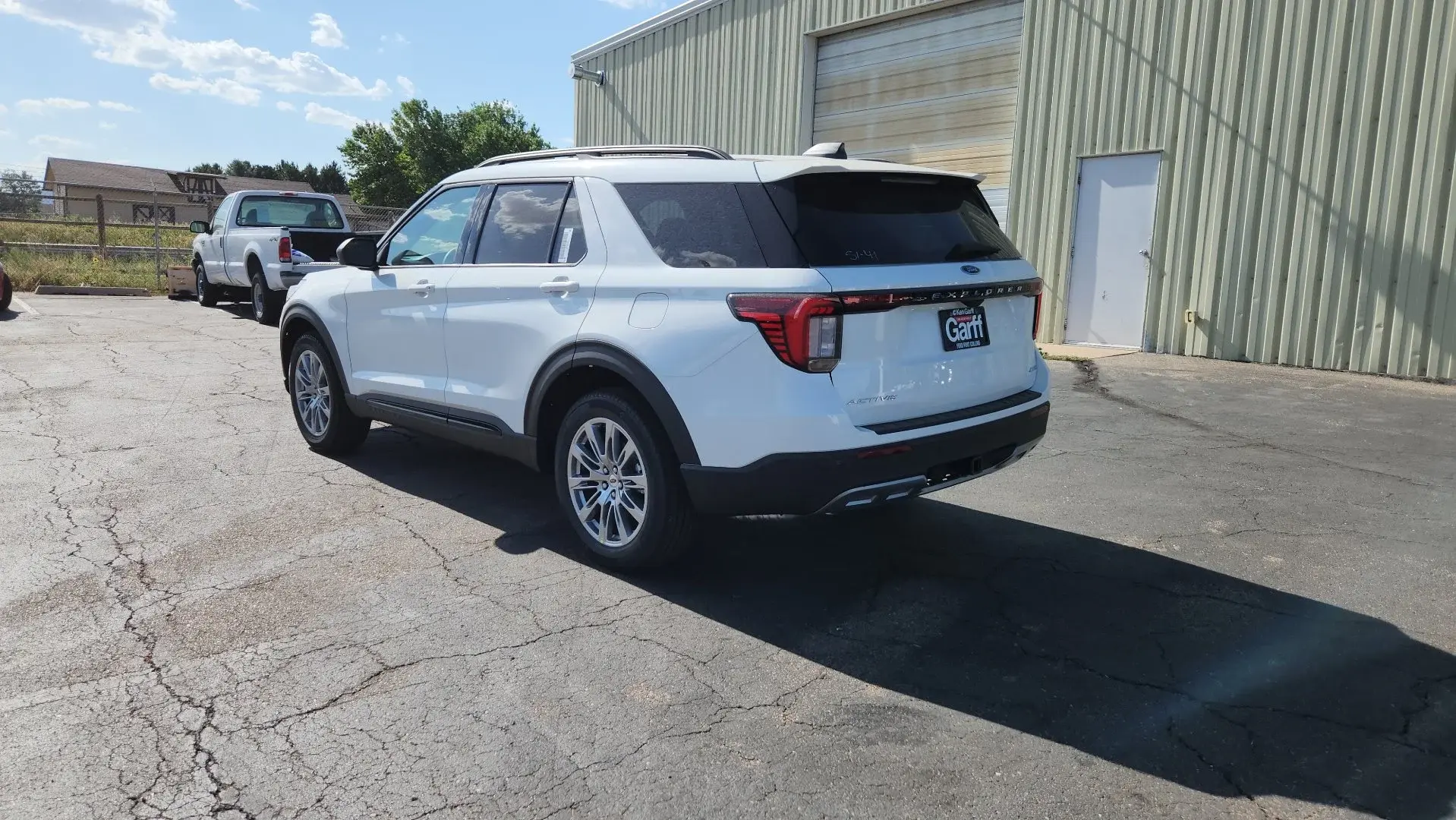 2026 Ford Explorer Active 4WD photo 4