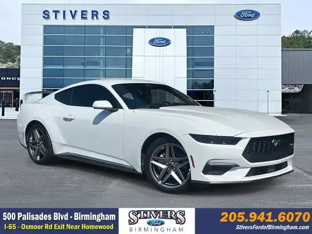 2025 Ford Mustang EcoBoost Fastback's photo