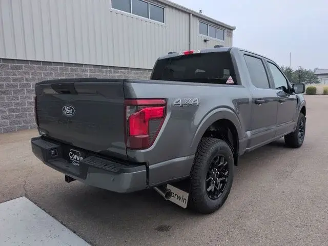 2026 Ford F-150 STX 4WD SuperCrew 5-1/2' Box photo 3