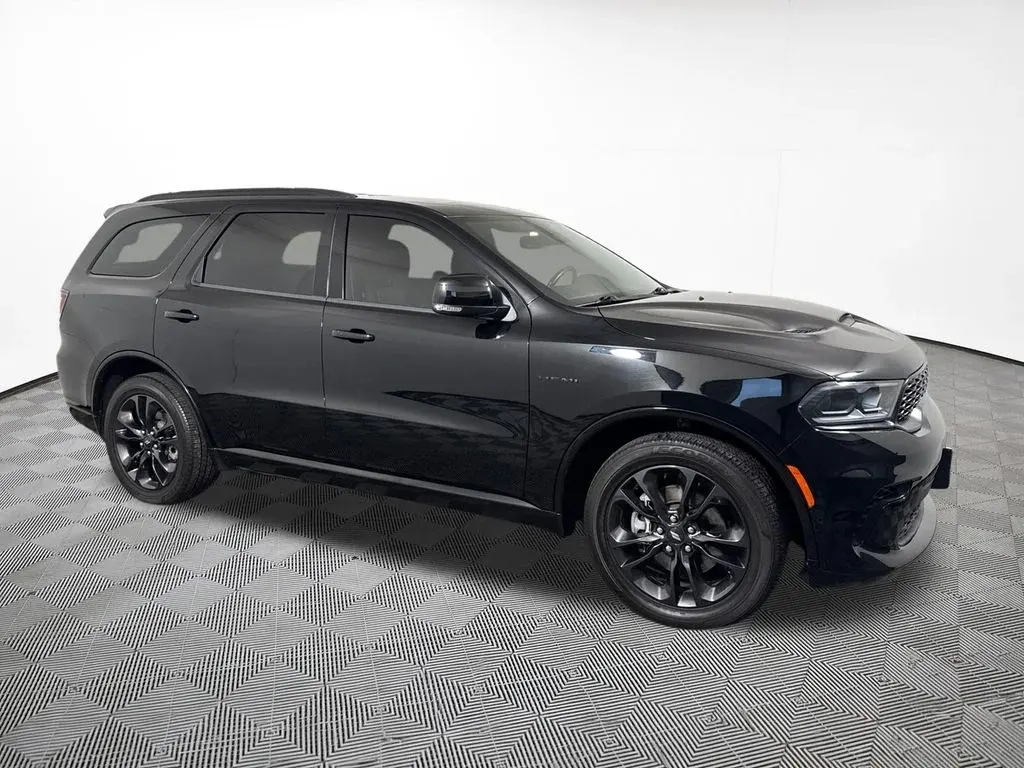 2024 Dodge Durango R/T Plus AWD photo 5