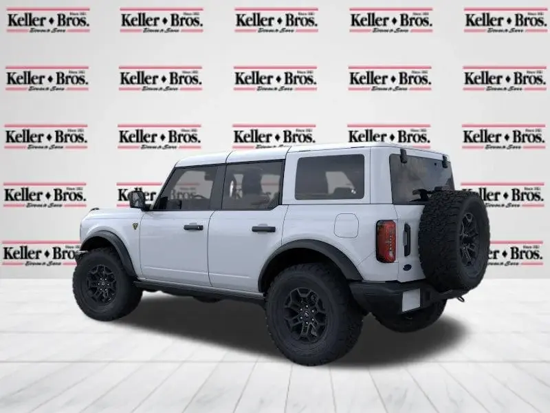 2026 Ford Bronco Badlands 4x4 photo 5