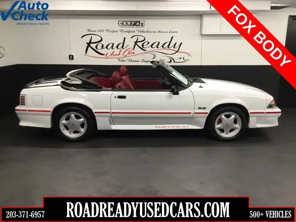 1989 Ford Mustang's photo