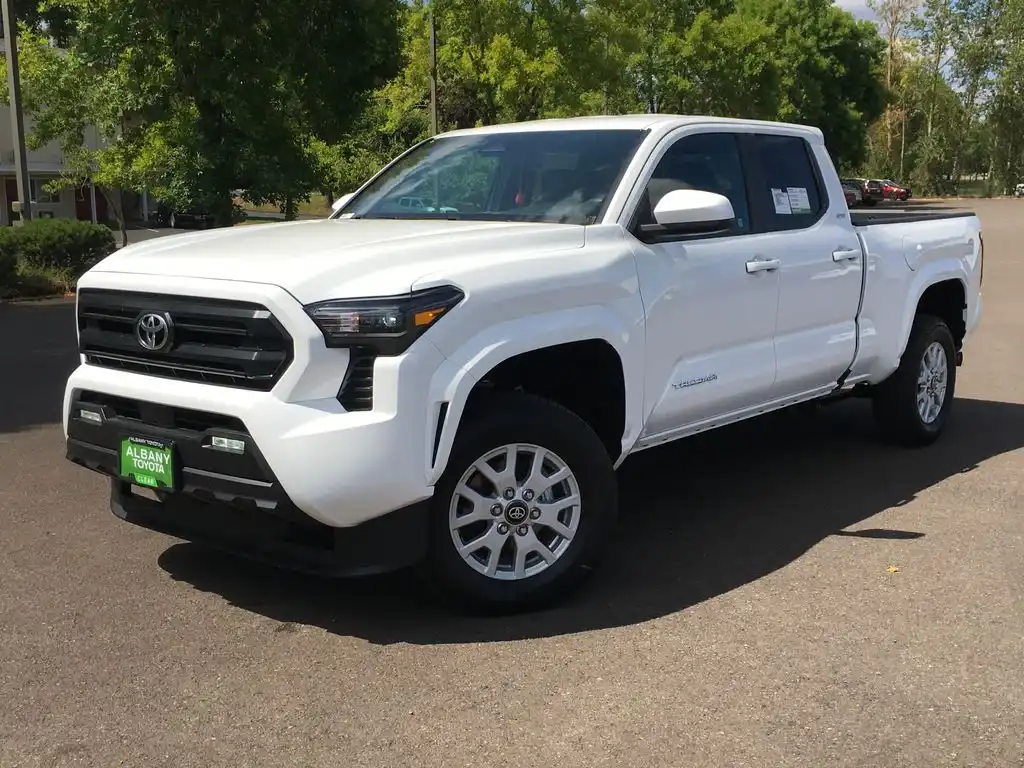 2026 Toyota Tacoma SR5 4x4 Double Cab Long Bed's photo