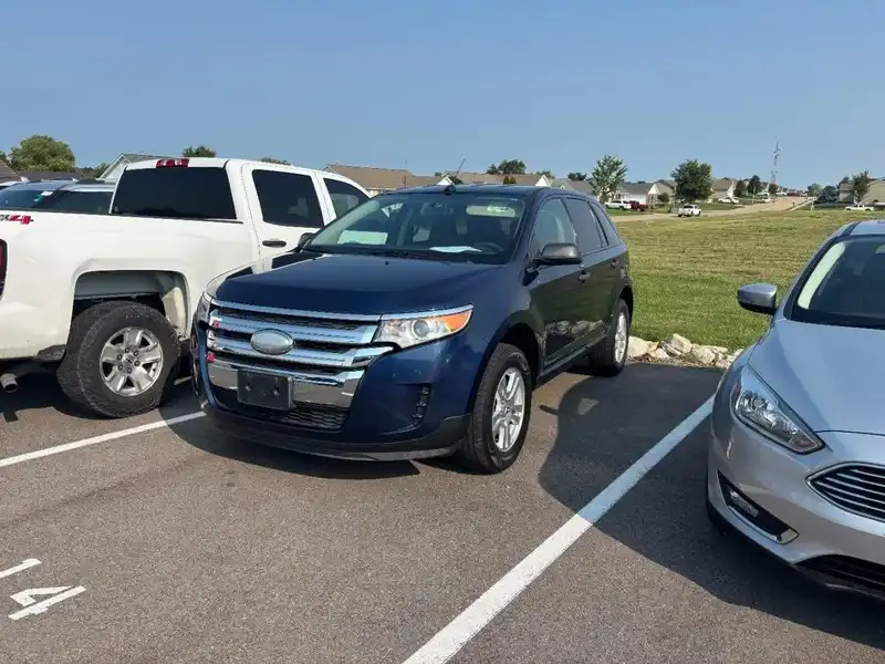 2012 Ford Edge SE's photo
