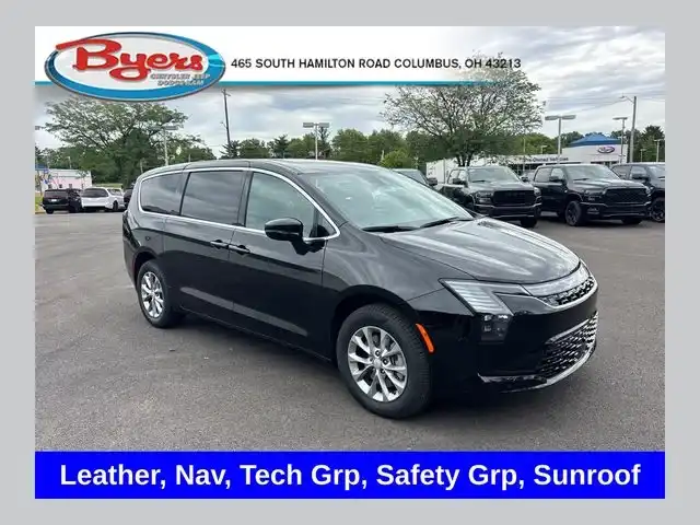 2027 Chrysler Pacifica Select AWD's photo