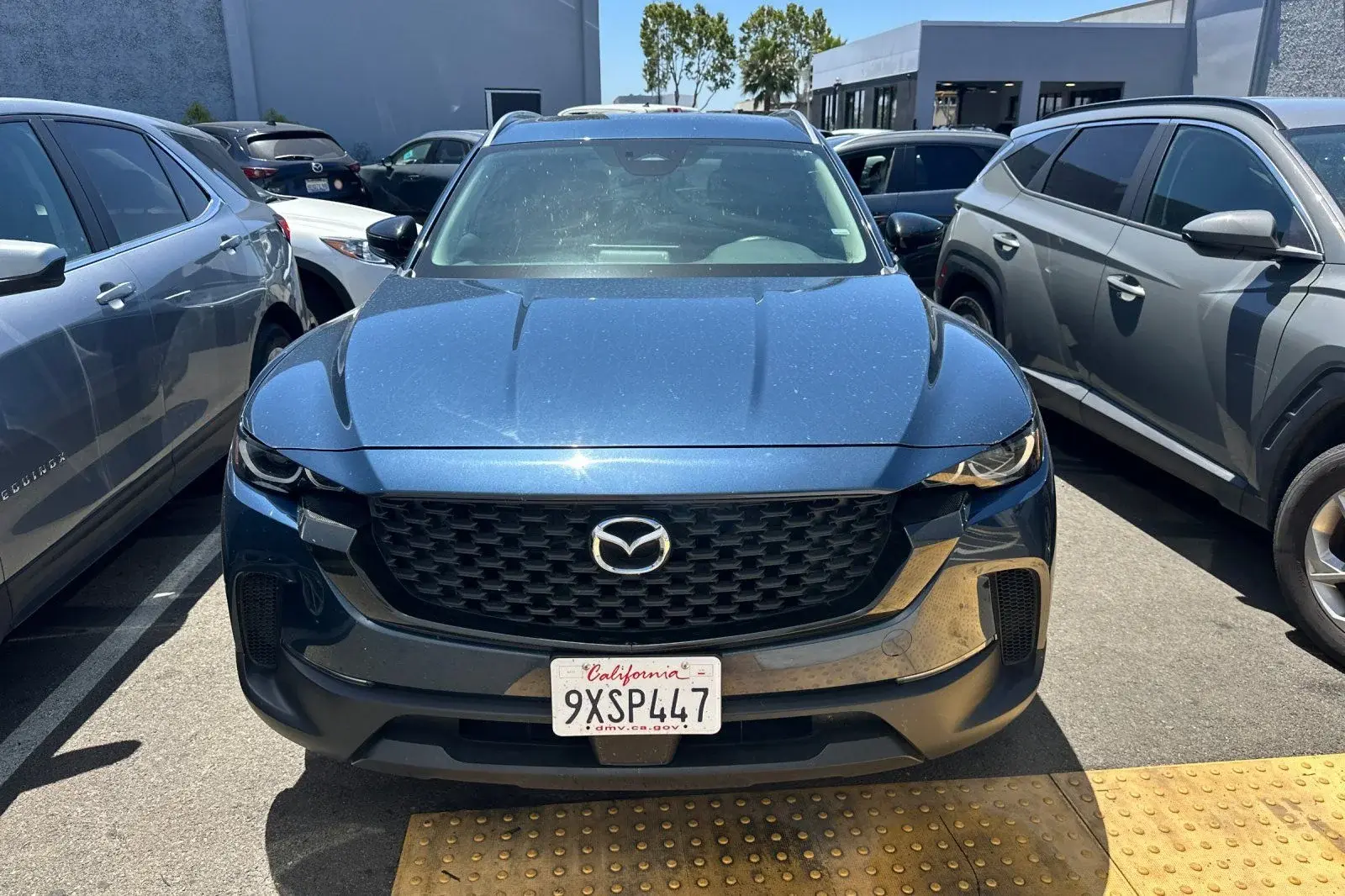 2025 Mazda CX-50 2.5 S Premium photo 3