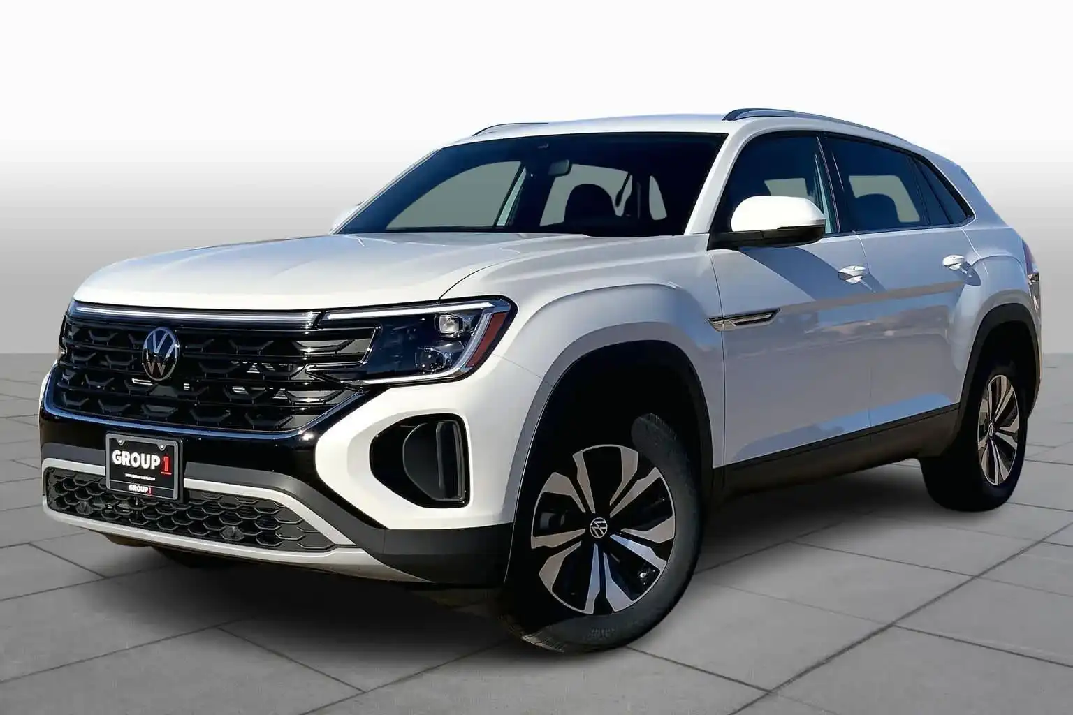 2026 Volkswagen Atlas Cross Sport 2.0T SE 4MOTION's photo