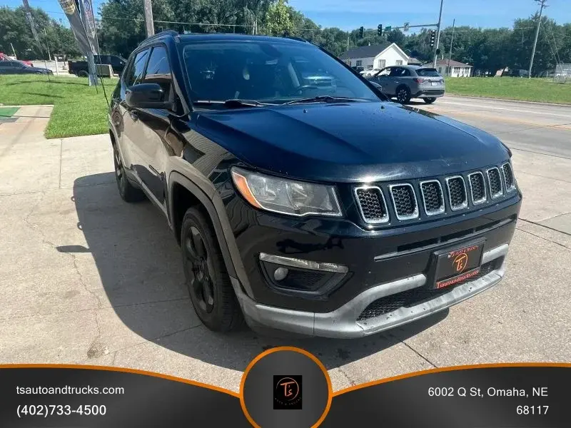 2021 Jeep Compass Latitude 4X4 photo 4