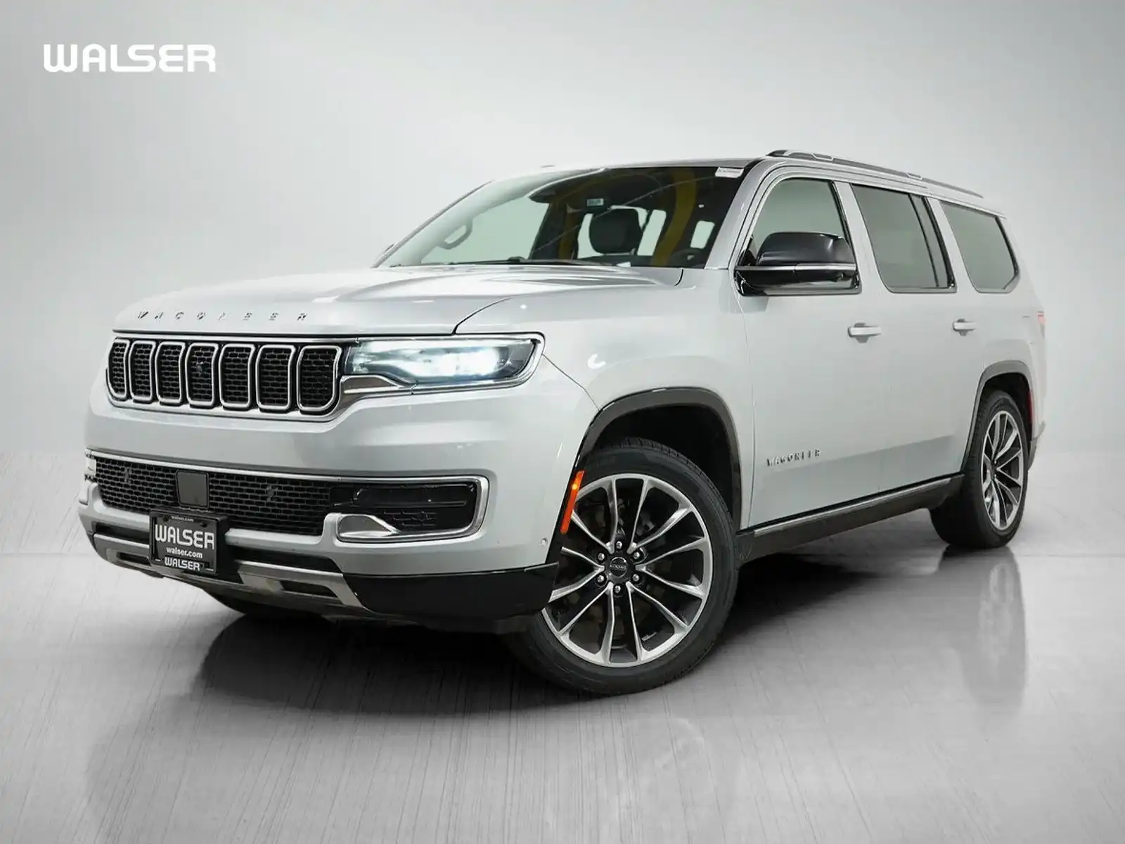 2023 Jeep Wagoneer Series III's photo