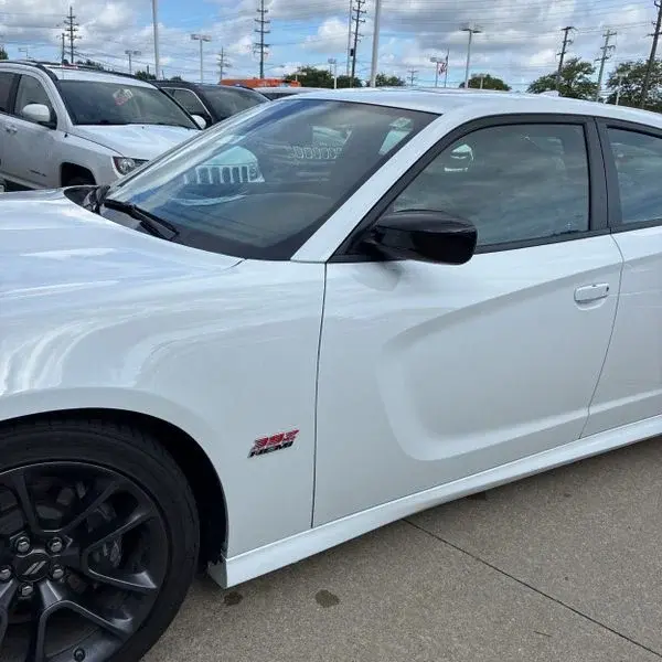2023 Dodge Charger Scat Pack photo 3