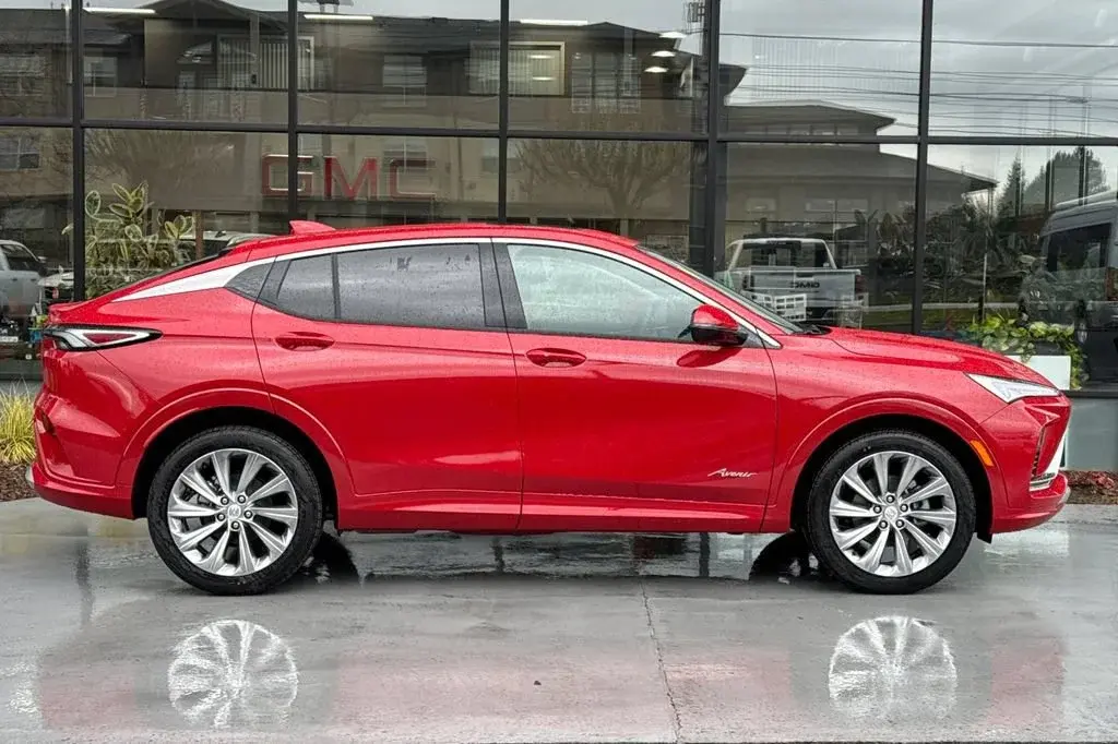 2026 Buick Envista Avenir photo 3