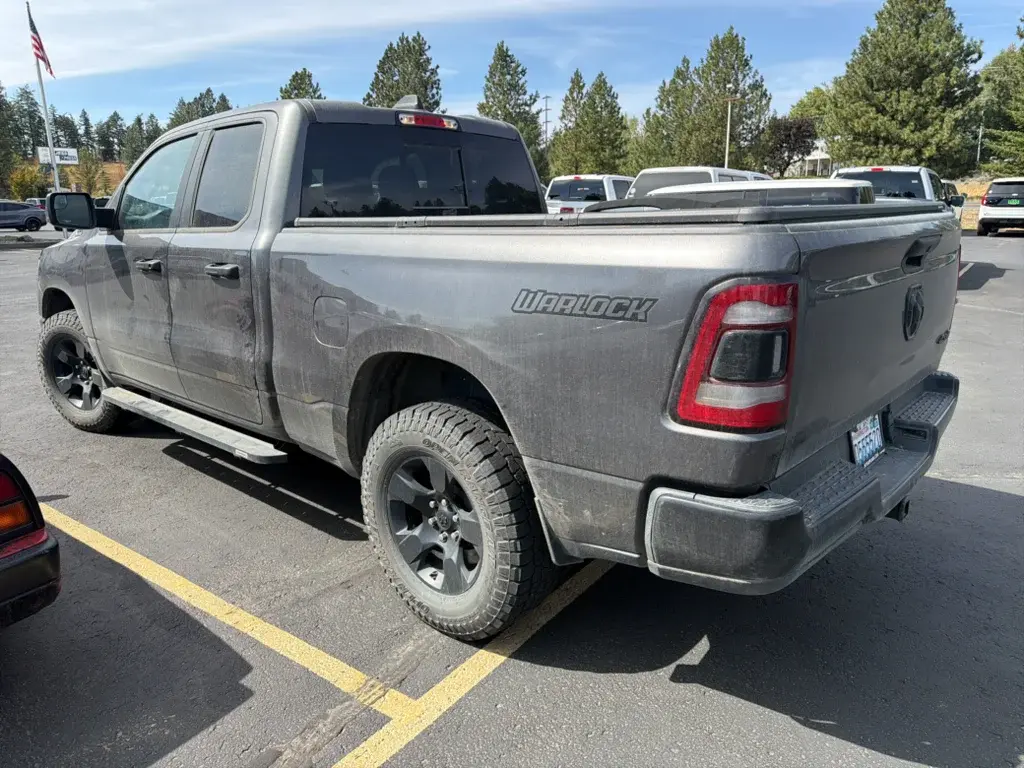 2024 RAM 1500 Tradesman 4WD Quad Cab 6'4 photo 3
