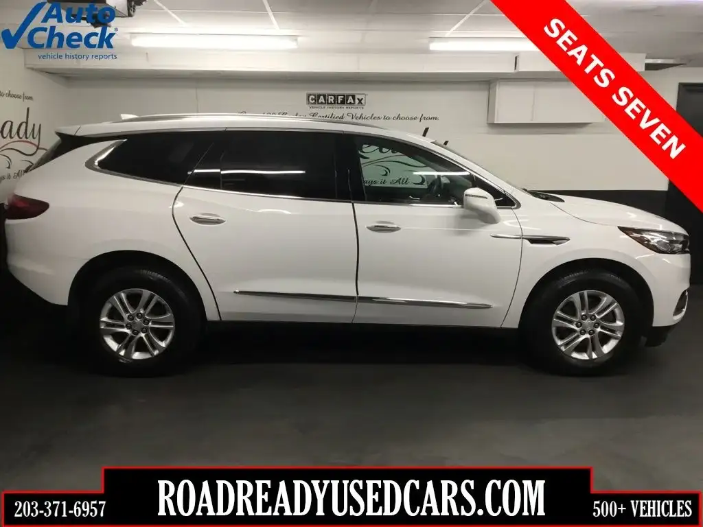 2018 Buick Enclave Essence AWD's photo