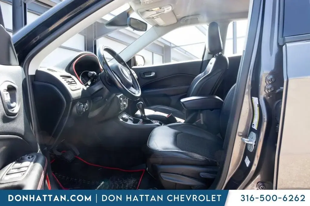 2020 Jeep Compass Trailhawk 4X4 photo 3