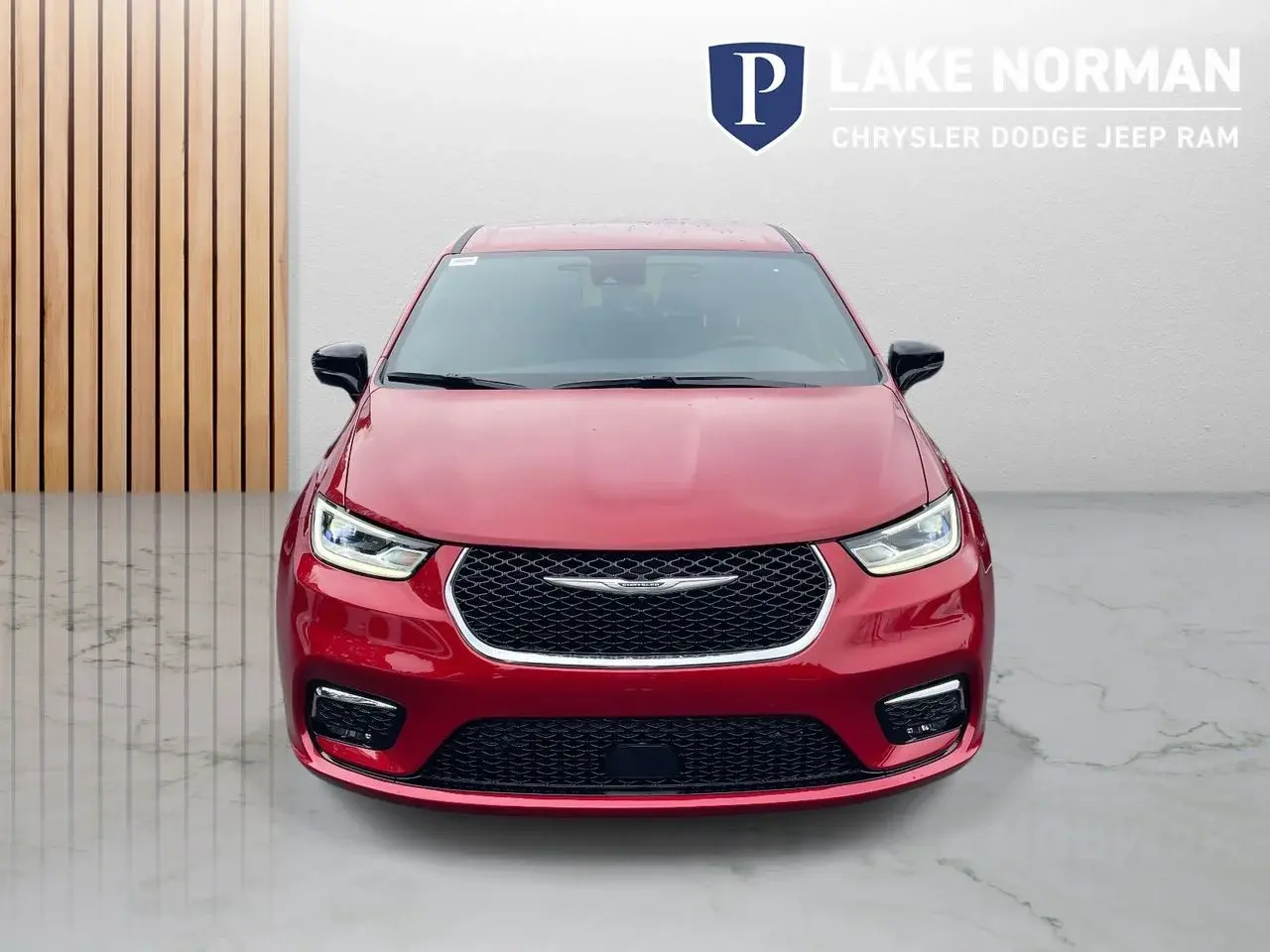 2026 Chrysler Pacifica Select photo 3